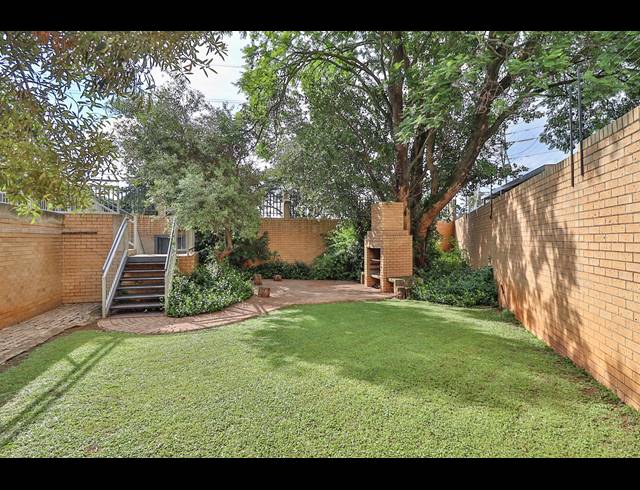 0.5 BEDROOM APARTMENT FOR SALE IN LYNNWOOD